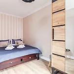 Comfort River House *