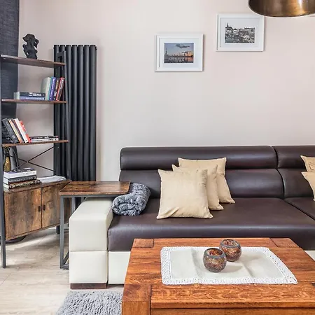 Apartment Comfort River House *