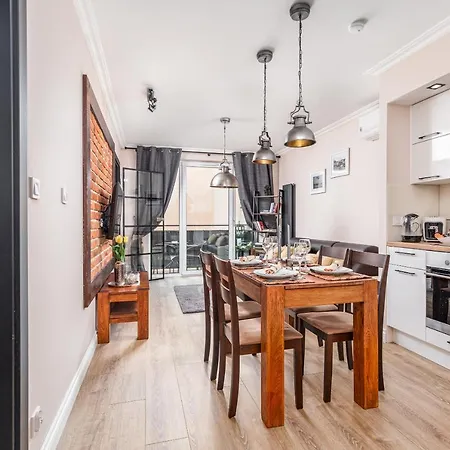 Comfort River House Apartmán *