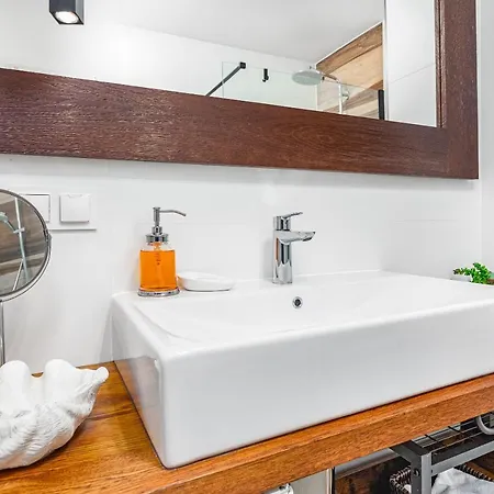 Comfort River House Apartmán *