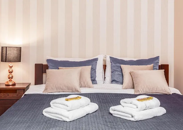 شقة Comfort River House